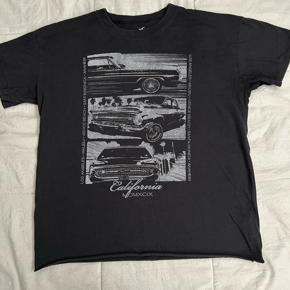 Hollister Black California Car Graphic Tee